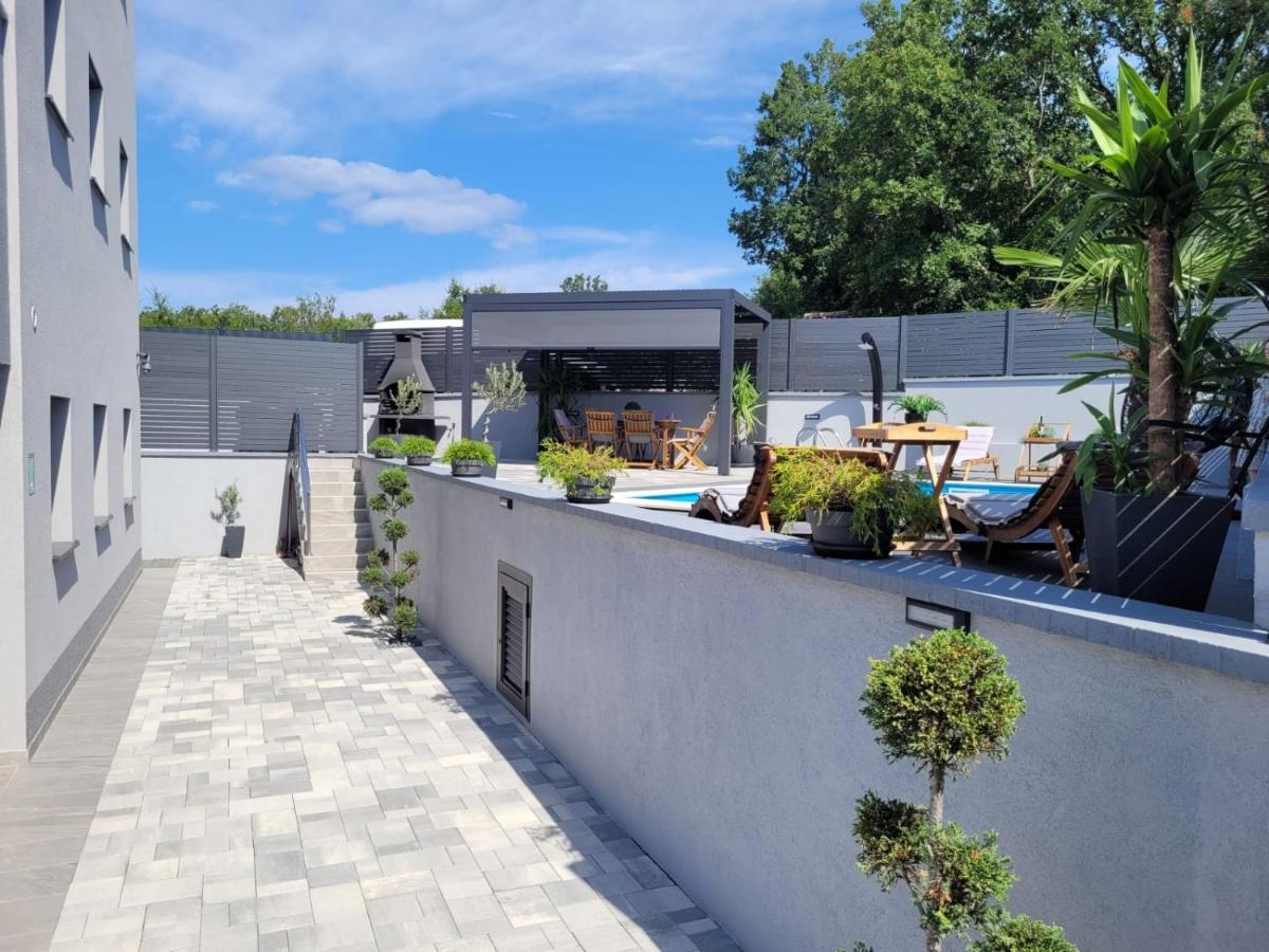 Apartment Lo&Ti Чижичи Экстерьер фото